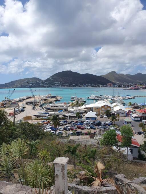 The Aquila Villa Philipsburg  Exterior photo