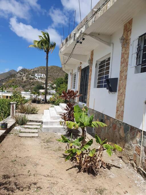 The Aquila Villa Philipsburg  Exterior photo